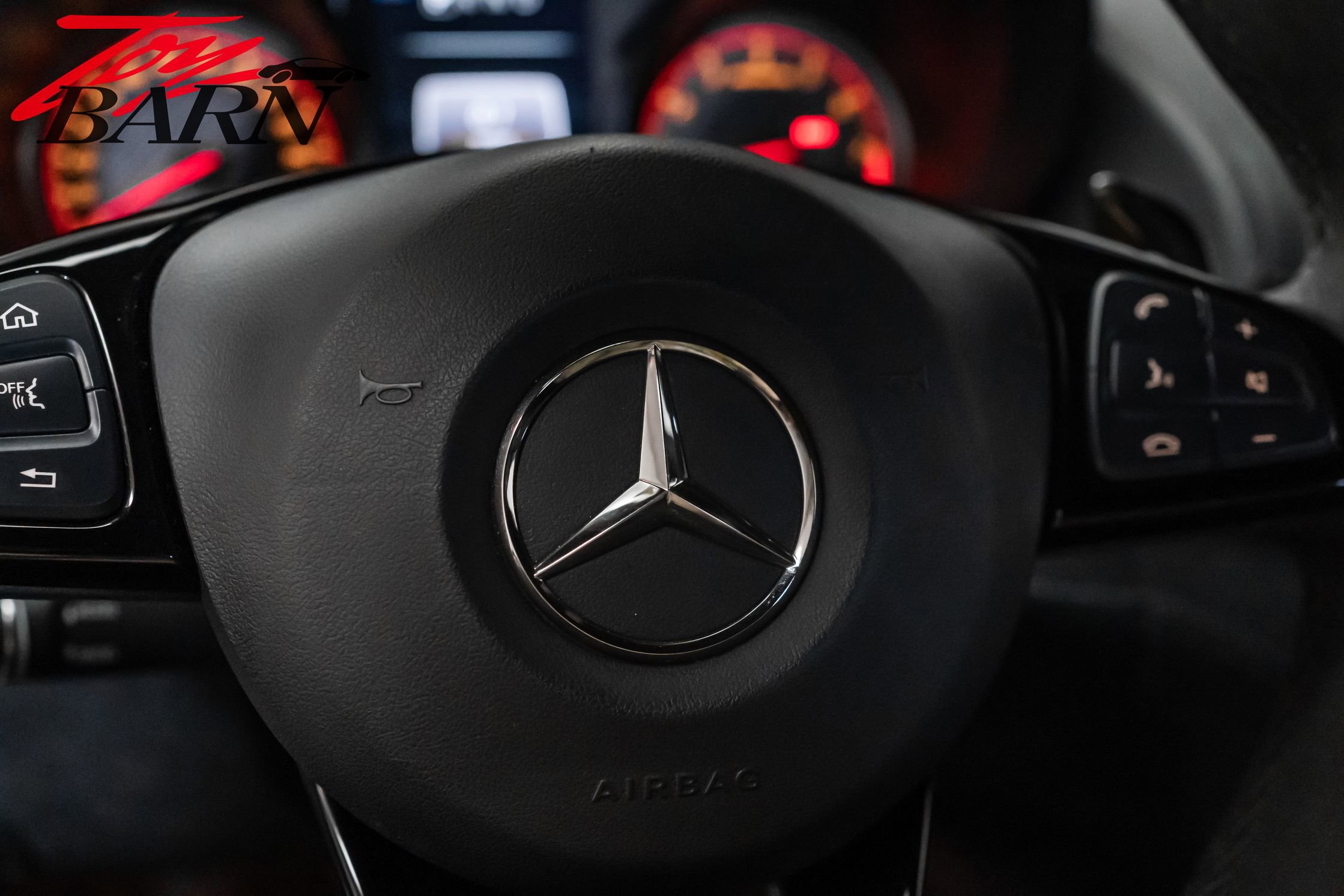 Used 2018 Mercedes-Benz AMG GT R image 33