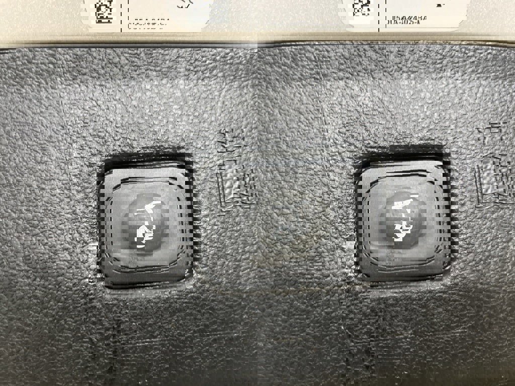 Used 2017 Ford Edge SEL w/ Equipment Group 201A image 36