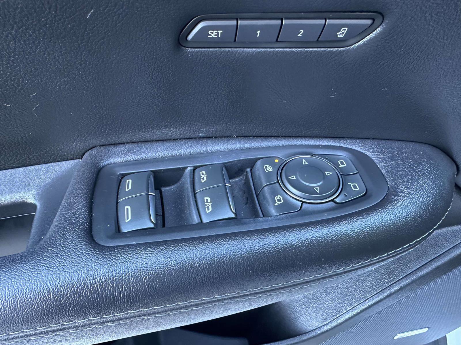 Used 2023 Cadillac XT5 Premium Luxury w/ Technology Package image 17