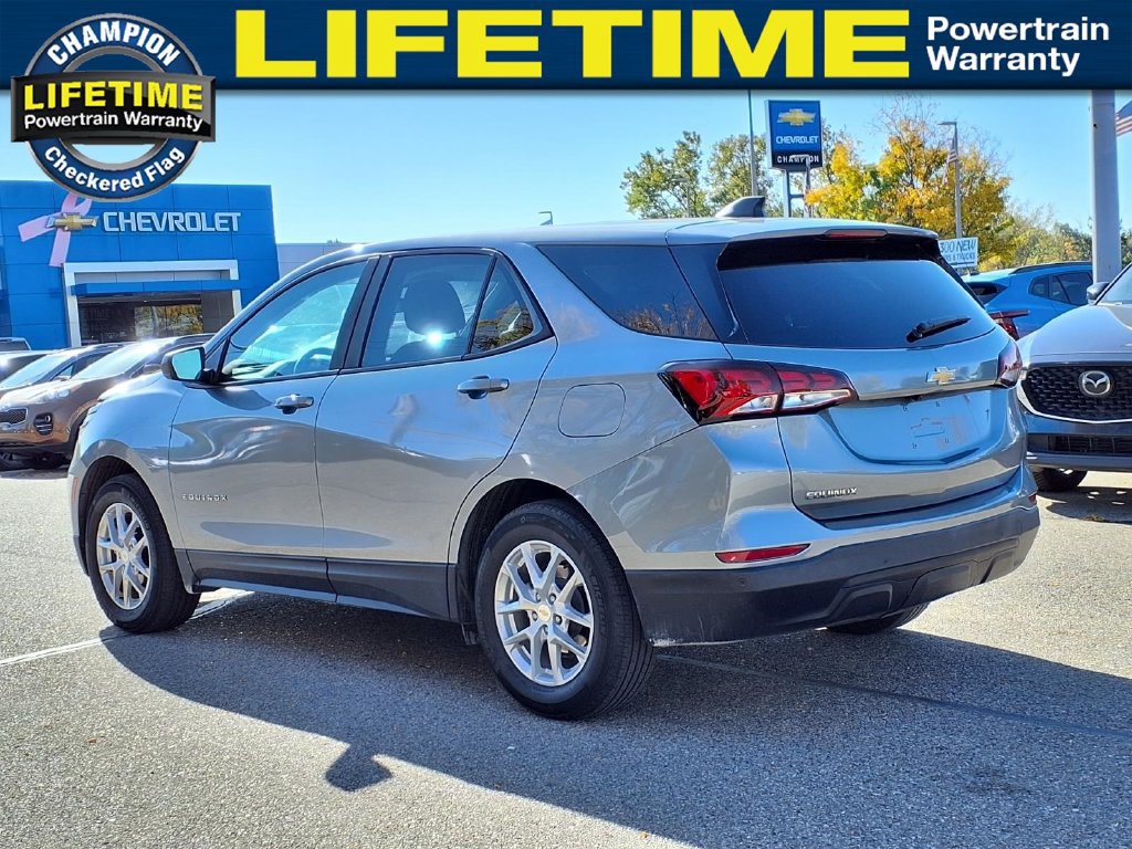 Used 2024 Chevrolet Equinox LS w/ LS Convenience Package FWD image 7