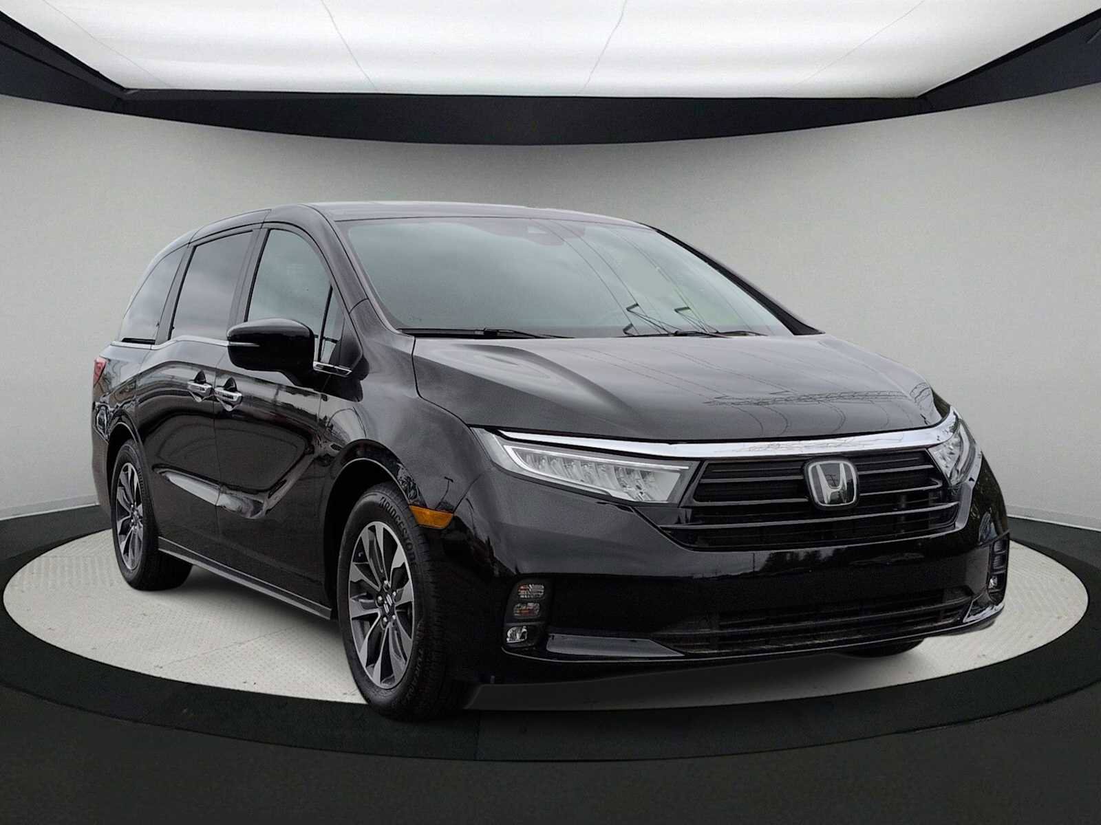 Used 2023 Honda Odyssey EX-L image 2