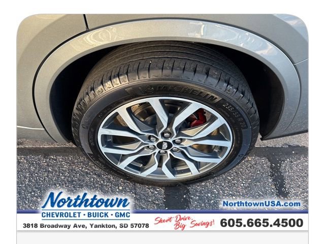 Used 2024 Cadillac XT6 Sport image 9
