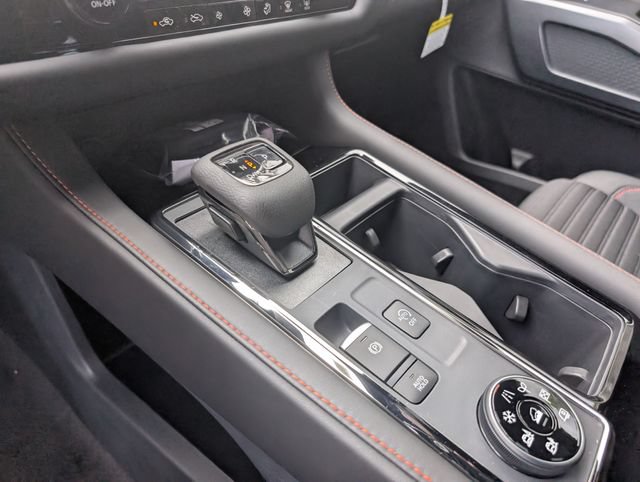 New 2026 Nissan Pathfinder Rock Creek w/ Rock Creek Premium Package AWD/4WD image 19