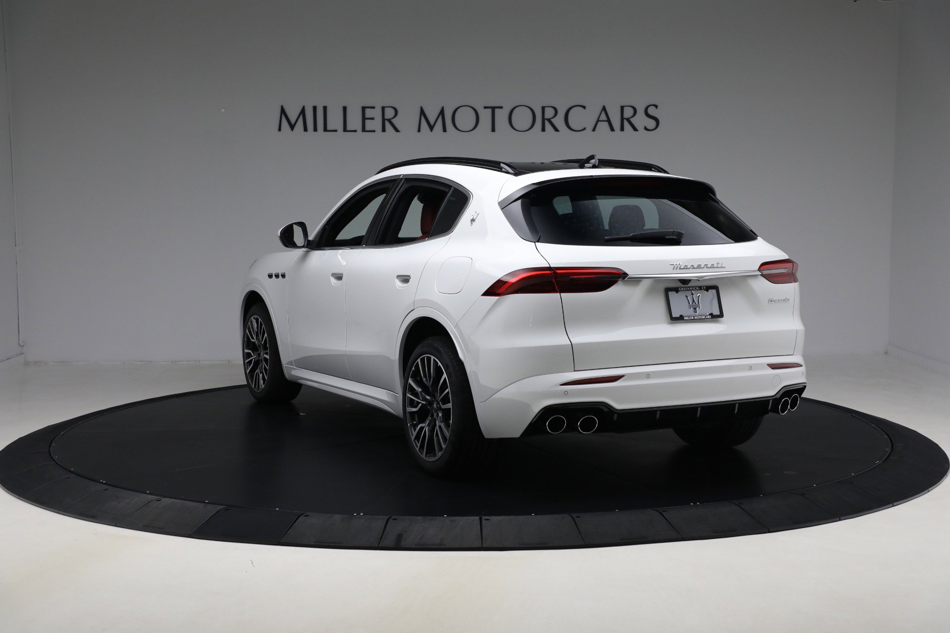New 2025 Maserati Grecale Modena AWD/4WD image 4