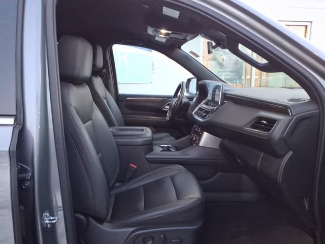 Used 2022 Chevrolet Tahoe LT w/ Luxury Package image 16