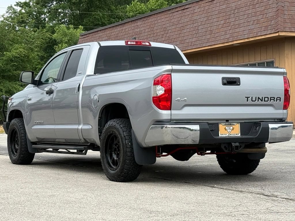 Used 2020 Toyota Tundra SR5 w/ SR5 Upgrade Package AWD/4WD image 3