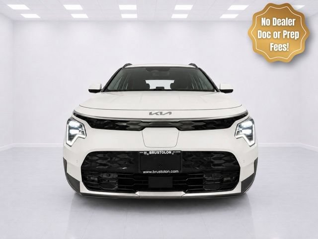 Used 2023 Kia Niro Wave w/ Wave Preserve Package FWD image 2