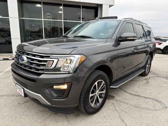 Used 2021 Ford Expedition XLT image 3