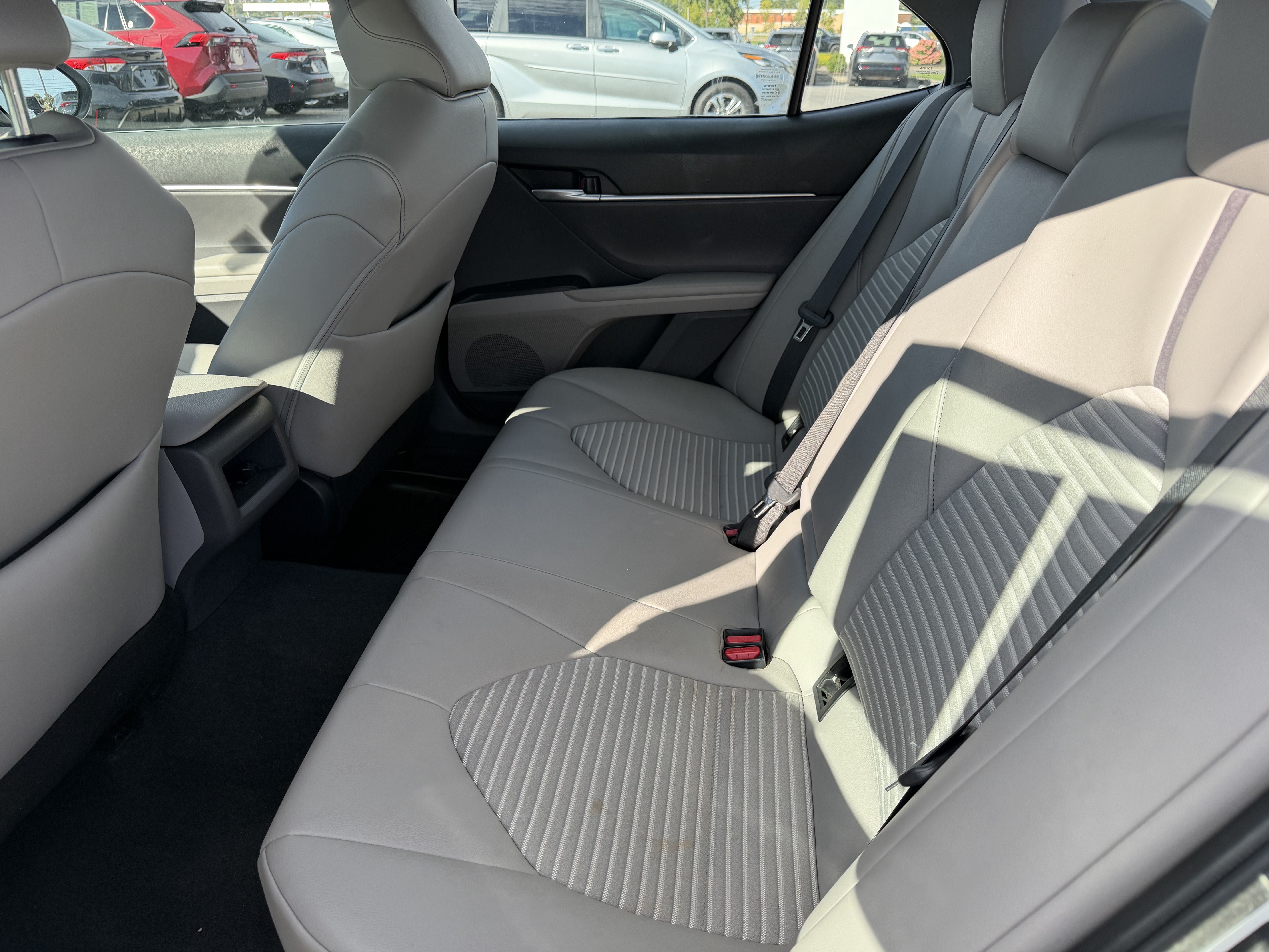 Used 2024 Toyota Camry SE AWD/4WD image 21