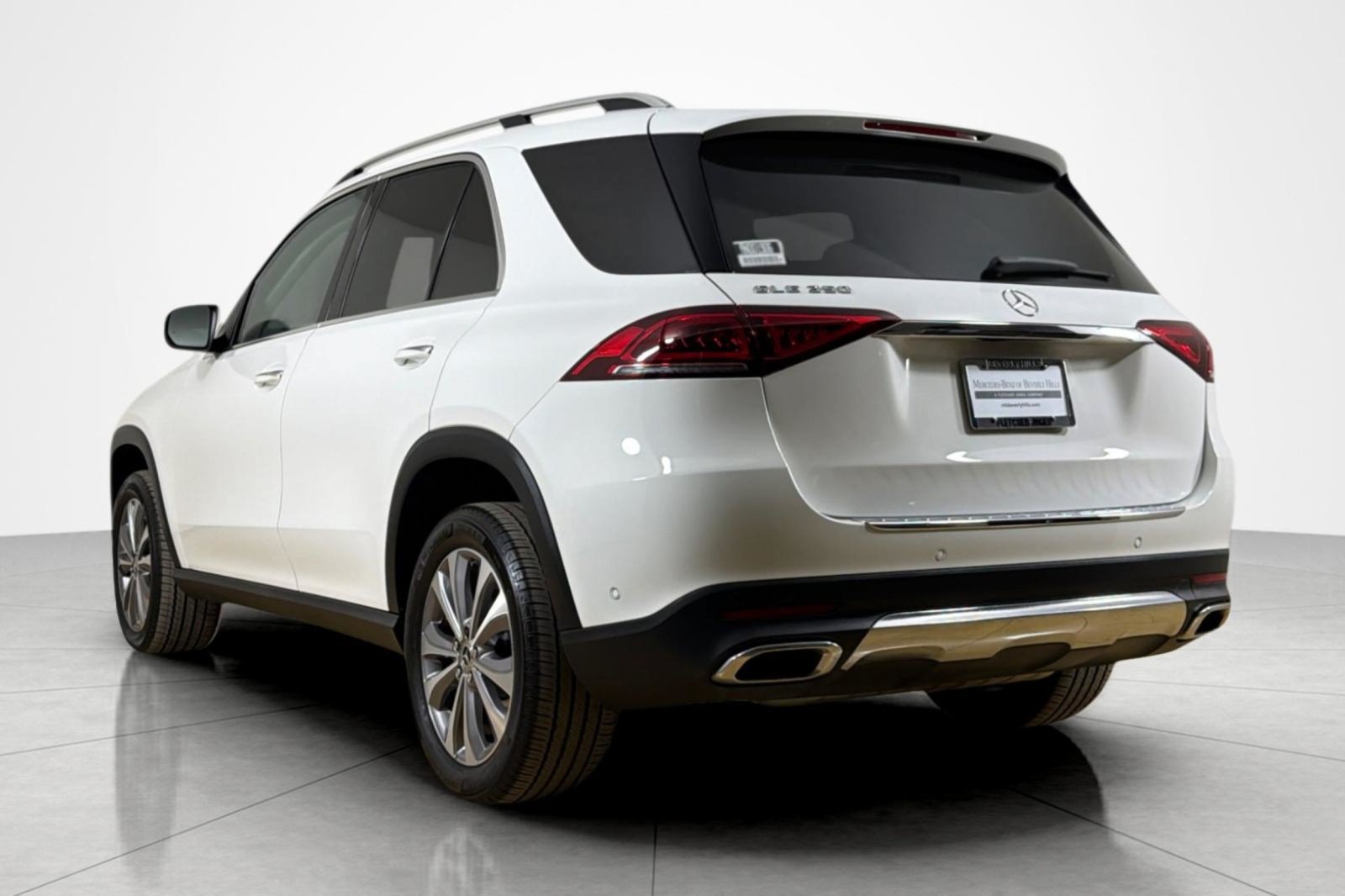 Used 2022 Mercedes-Benz GLE 350 image 3