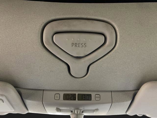 Used 2006 Volkswagen Beetle Convertible w/ Package 2 image 20