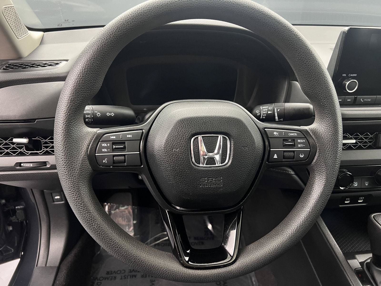 Certified 2023 Honda Accord EX image 6
