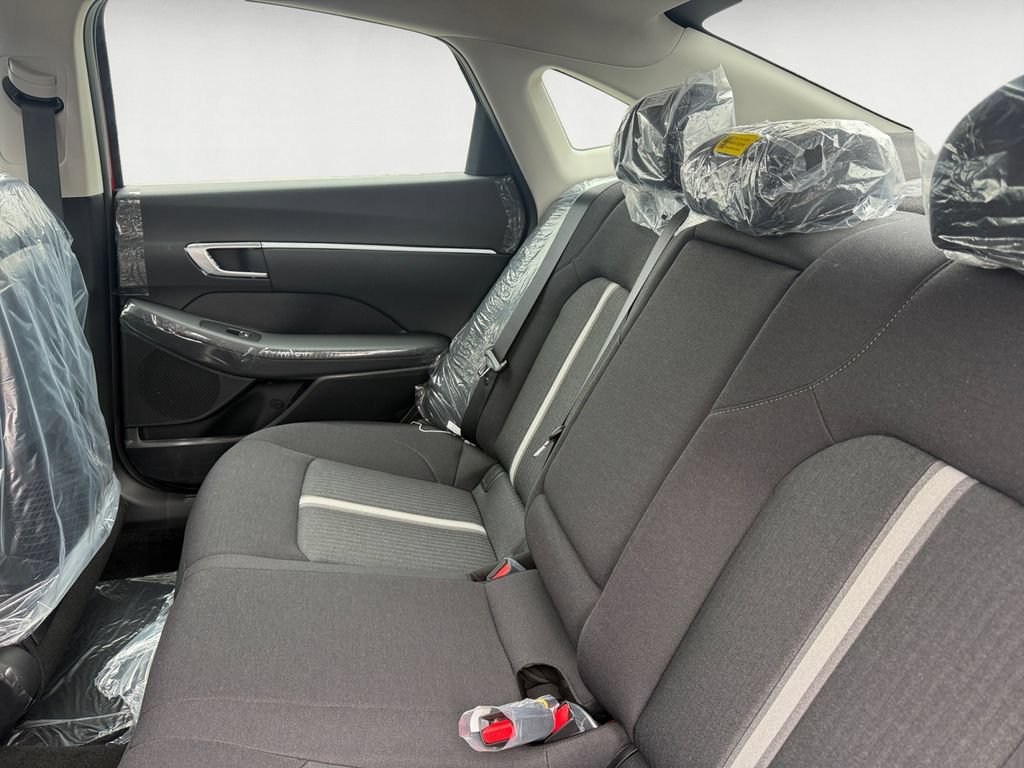 New 2026 Hyundai Sonata SEL FWD image 14