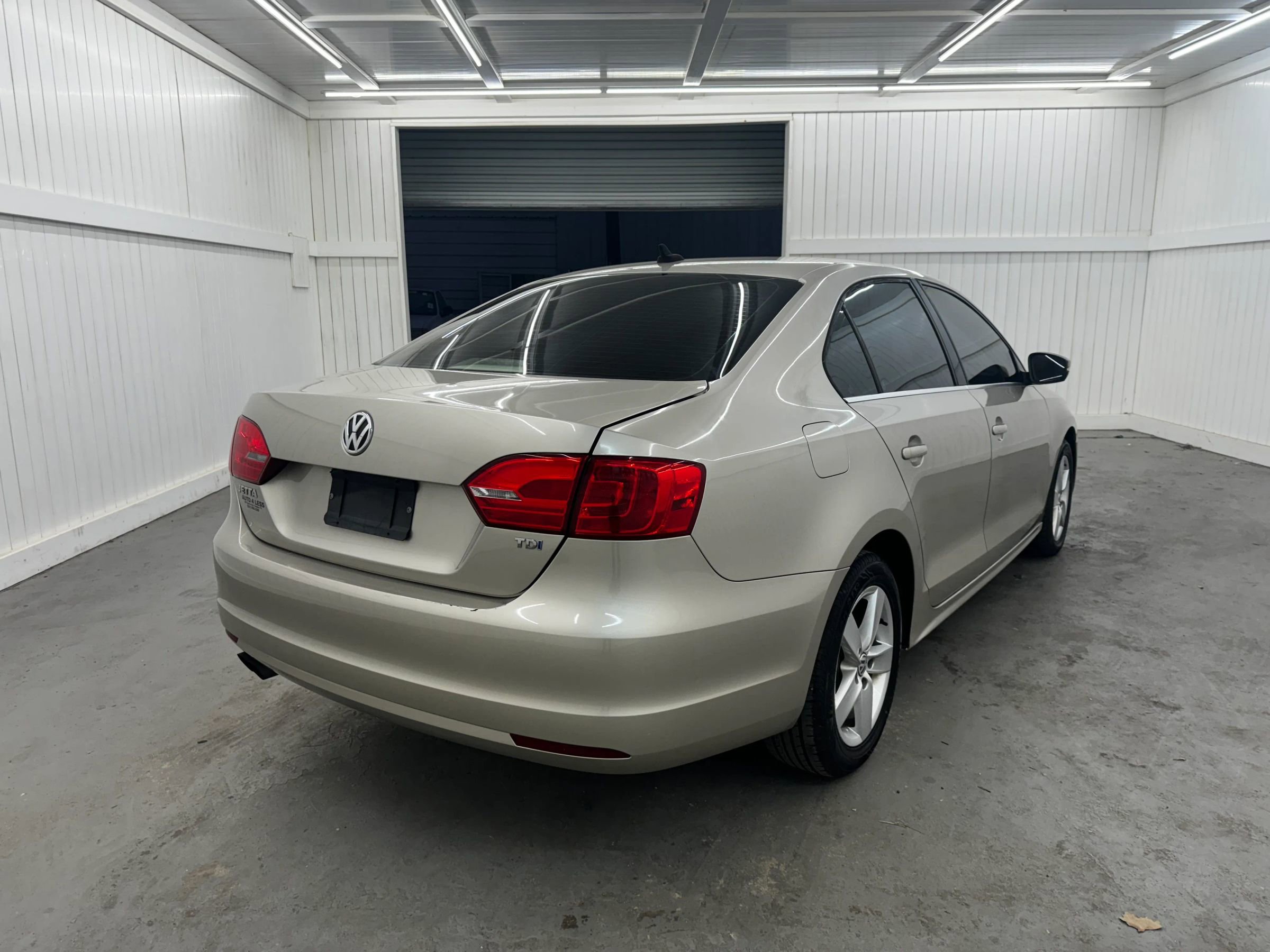 Used 2013 Volkswagen Jetta TDI image 5
