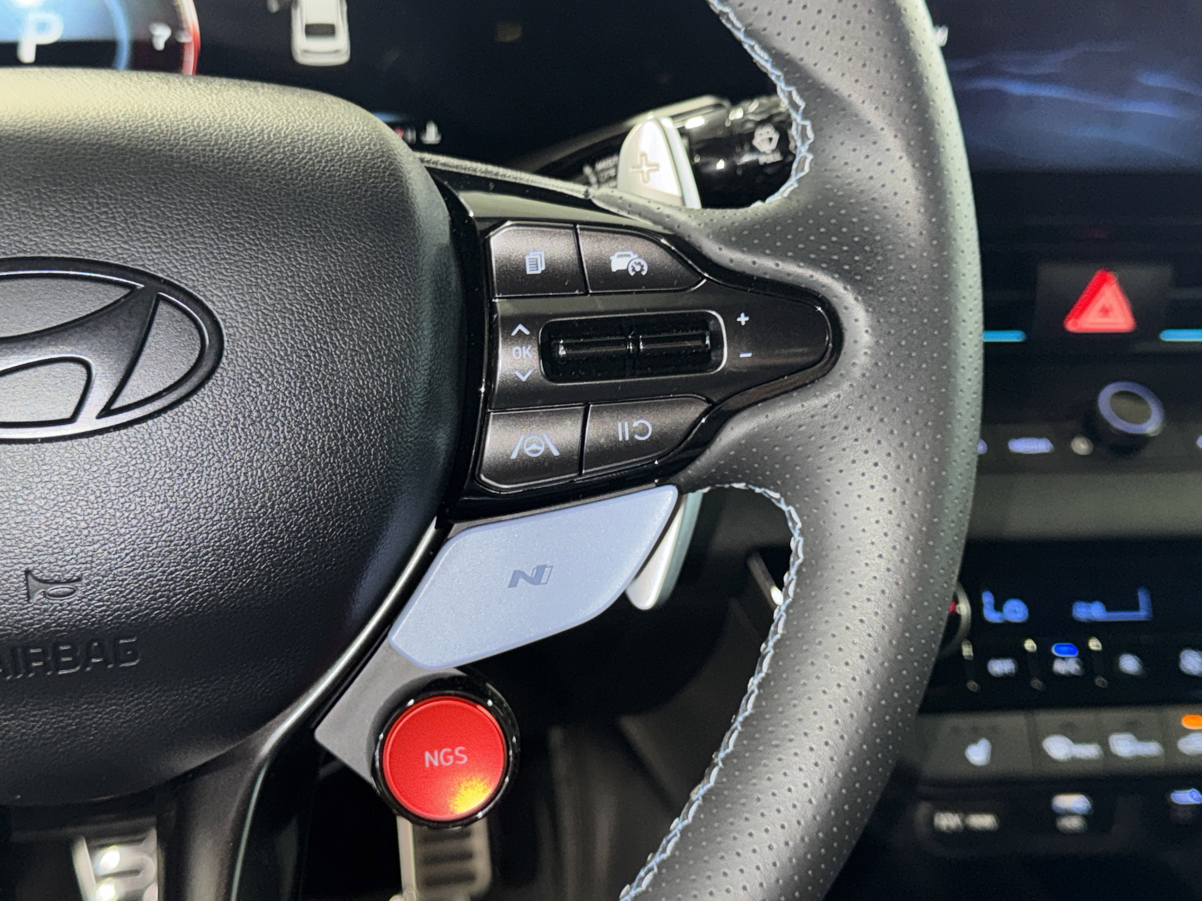 Used 2025 Hyundai Elantra N FWD image 31