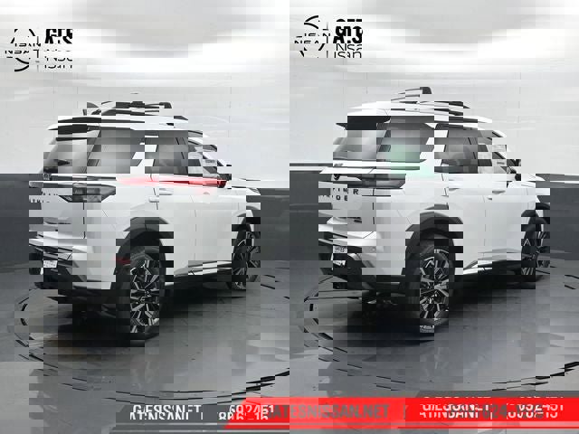 New 2026 Nissan Pathfinder Platinum image 2