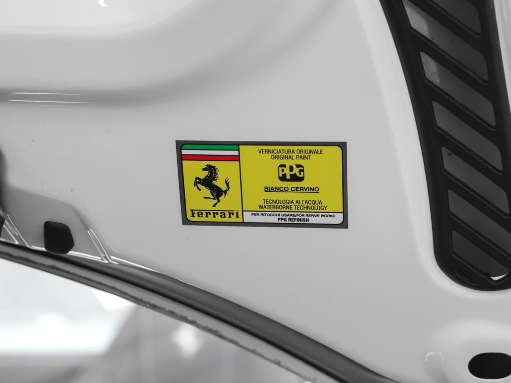 Certified 2022 Ferrari F8 Tributo RWD image 16