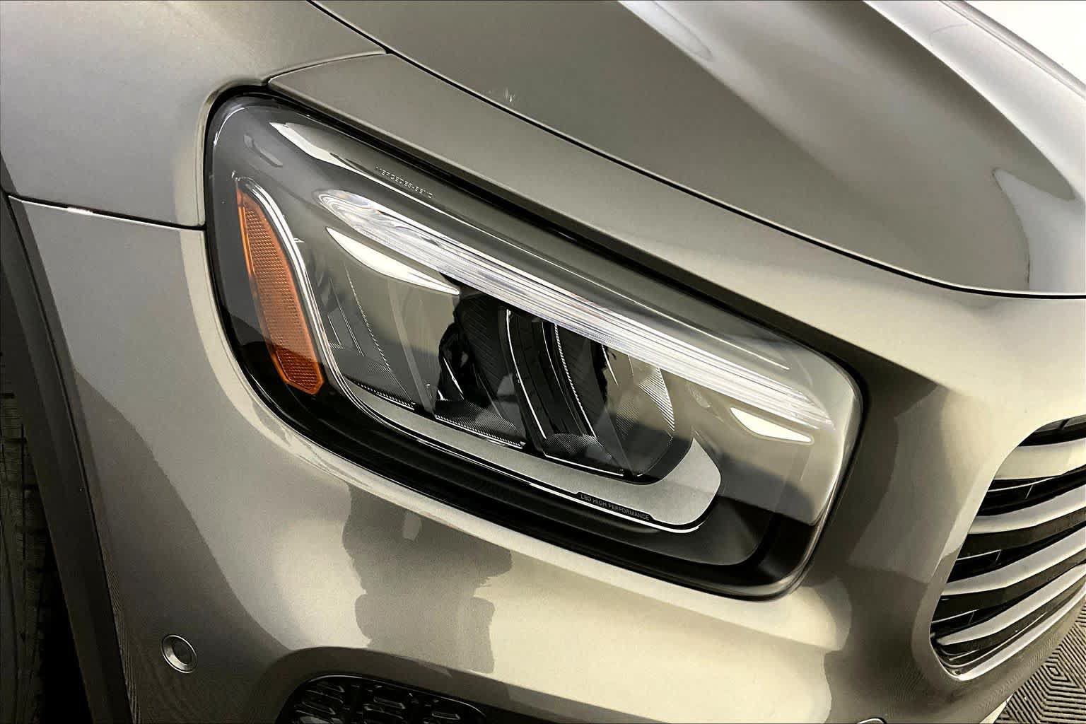 New 2026 Mercedes-Benz GLB 250 4MATIC image 16