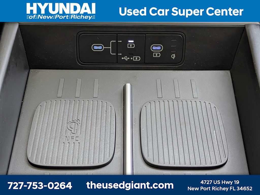 Used 2024 Hyundai Santa Fe SEL FWD image 32
