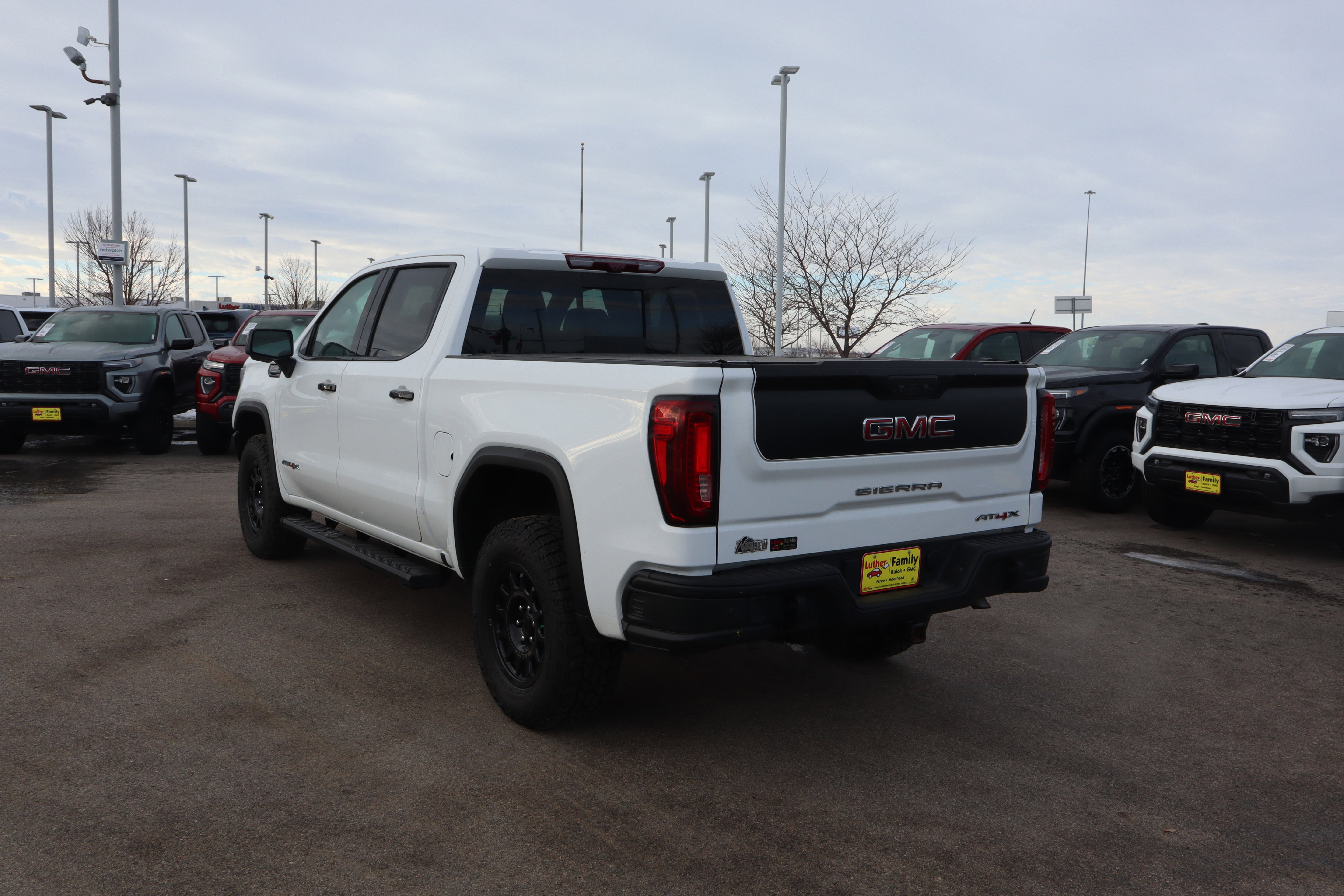 Certified 2023 GMC Sierra 1500 AT4X w/ AT4X AEV Edition image 5