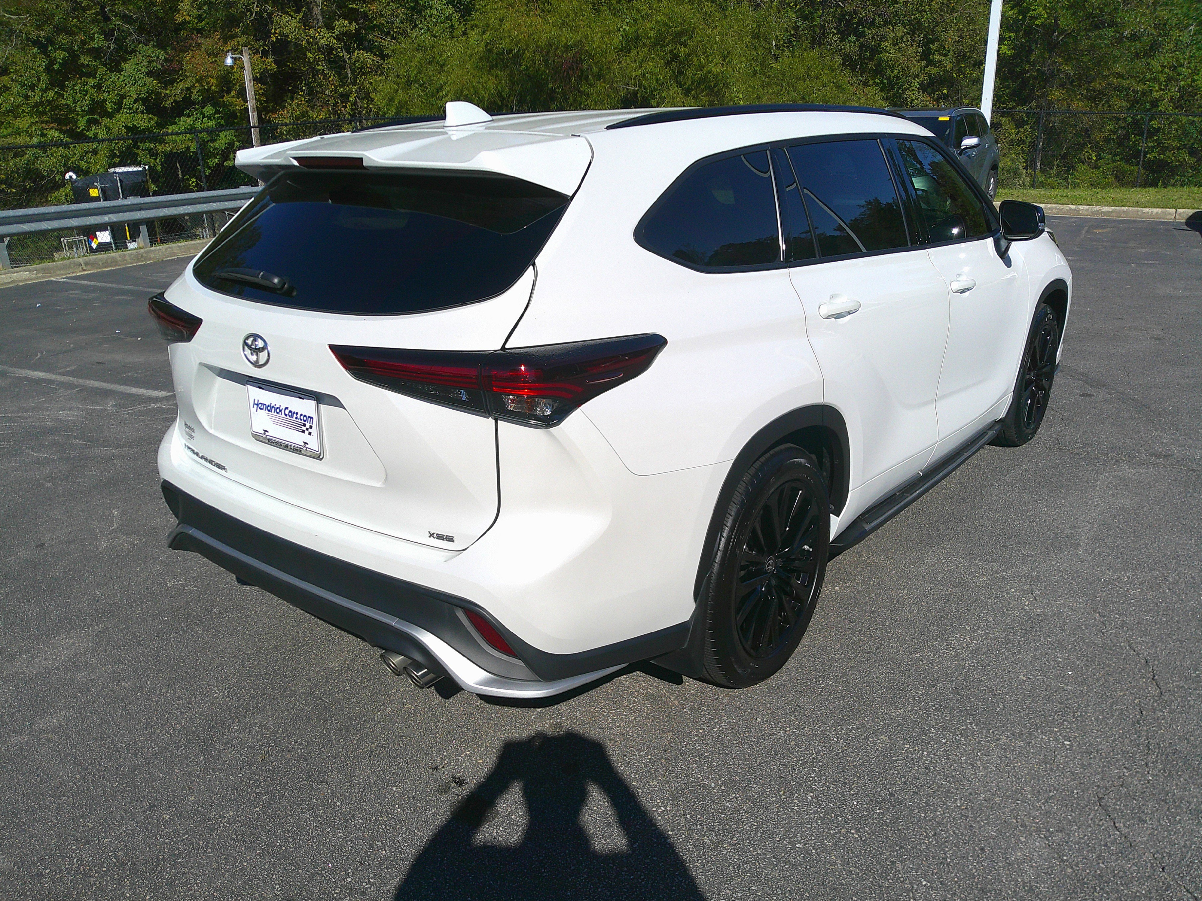 Used 2024 Toyota Highlander XSE image 13