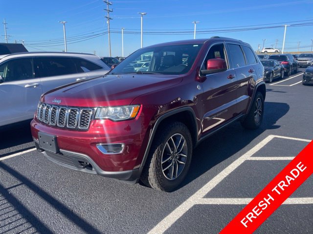 Used 2020 Jeep Grand Cherokee Laredo w/ Quick Order Package 2BN North AWD/4WD image 1