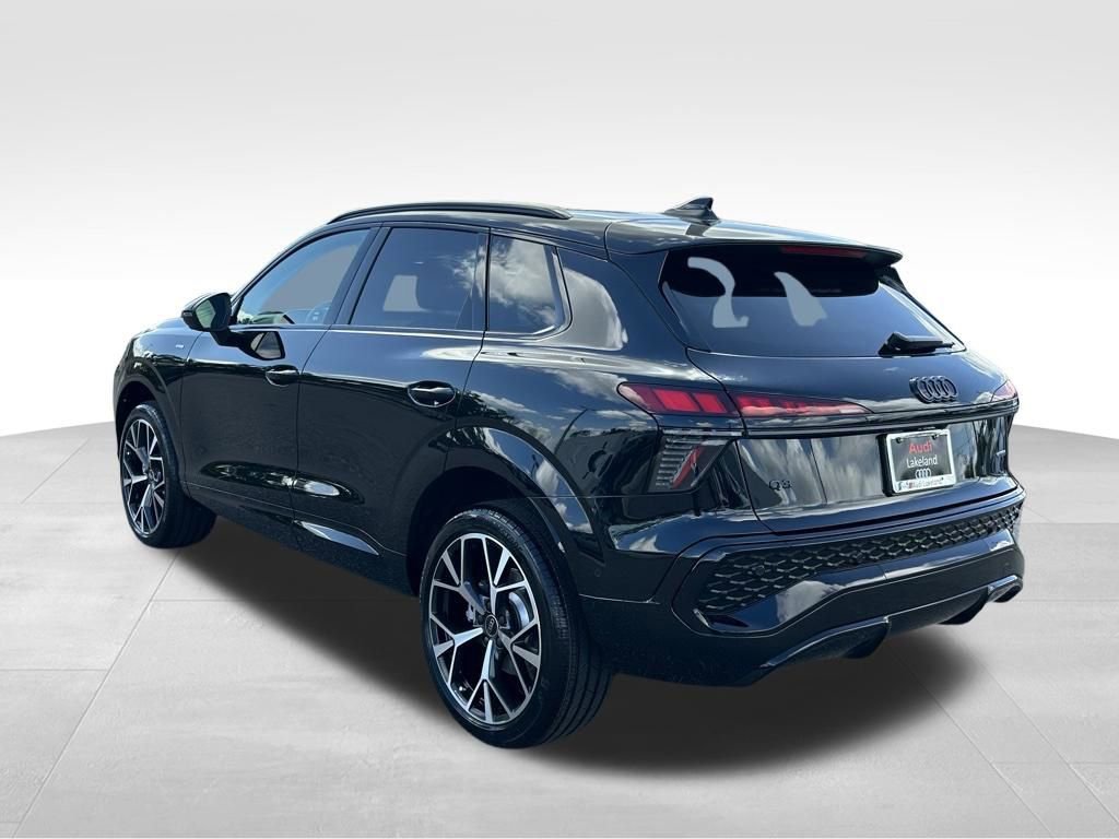 New 2026 Audi Q3 quattro 2.0T image 3