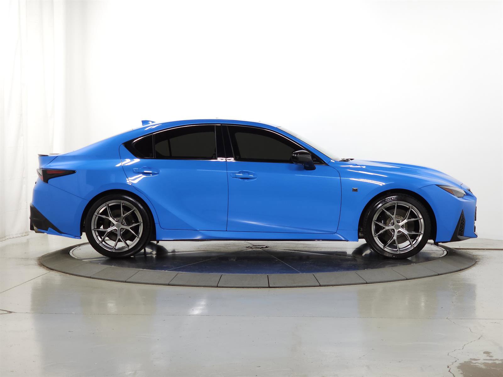 Used 2024 Lexus IS 500 w/ Special Appearance Package RWD image 11