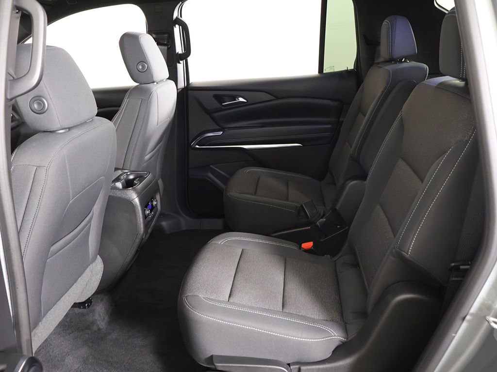 Used 2026 Chevrolet Traverse LT w/ Driver Confidence Package image 35