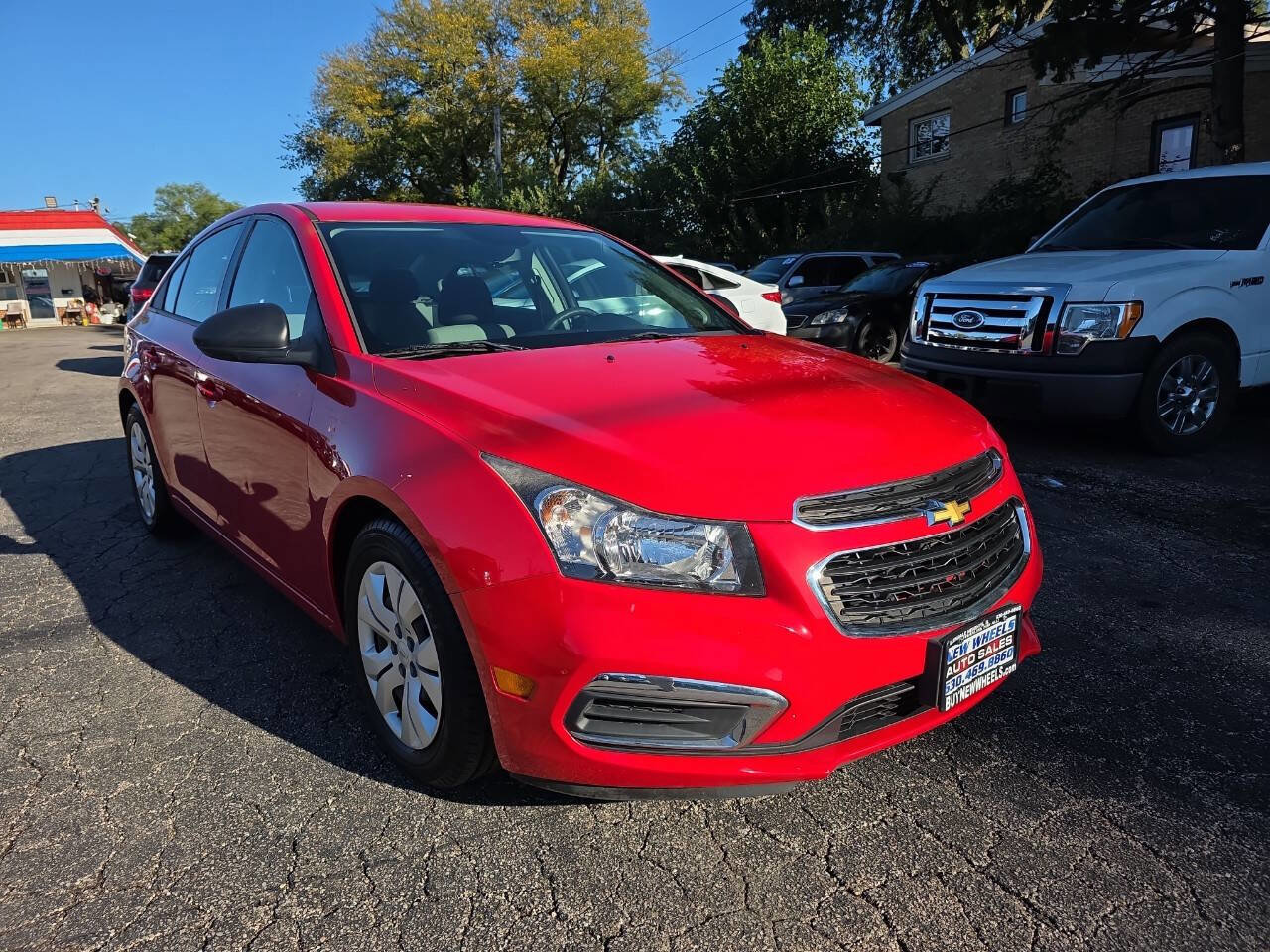 Used 2015 Chevrolet Cruze LS image 5