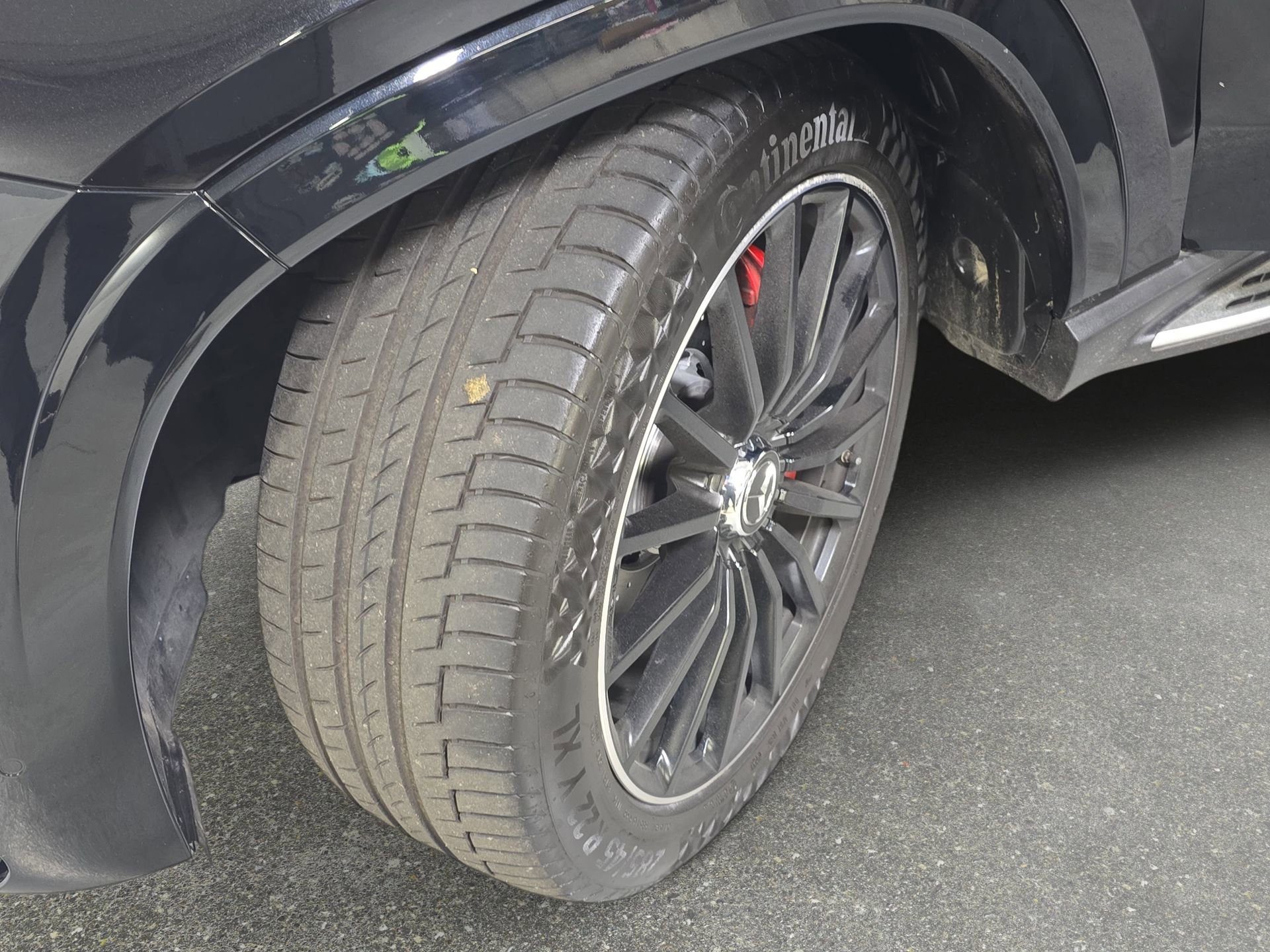 Used 2024 Mercedes-Benz GLS 63 AMG 4MATIC image 31