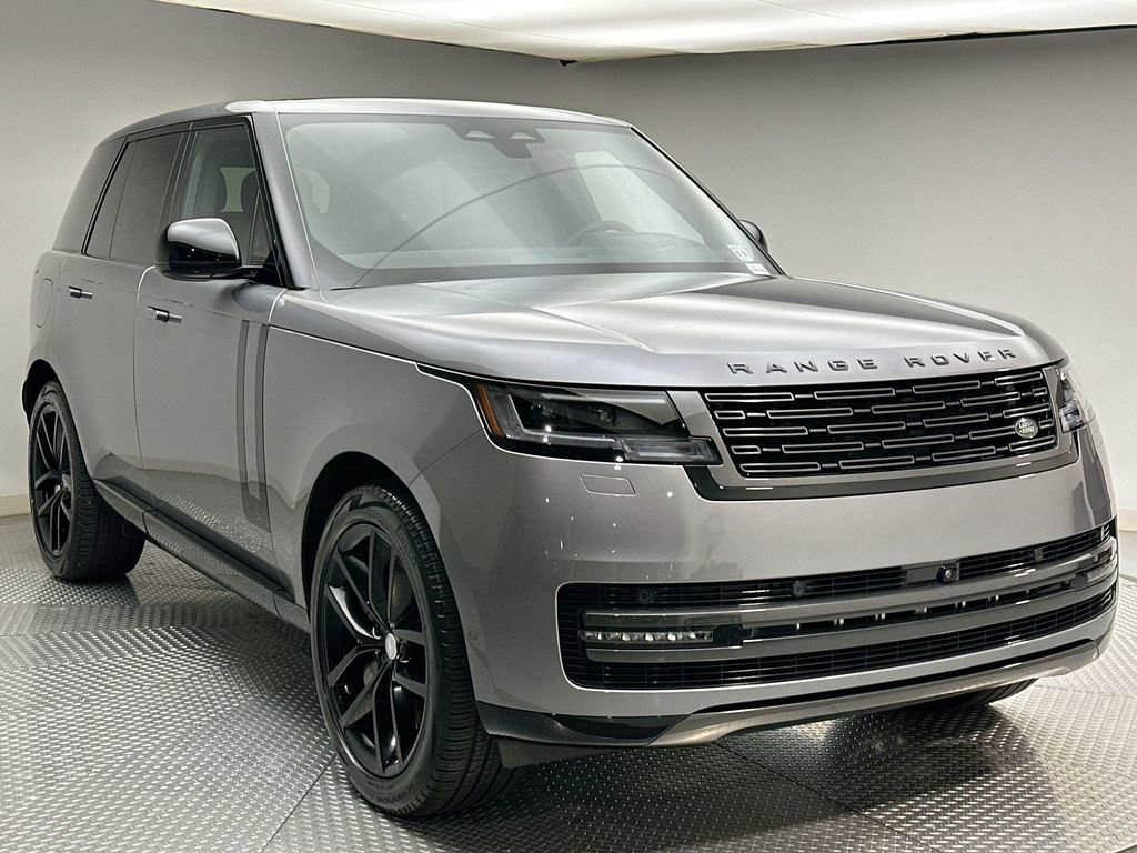 Used 2025 Land Rover Range Rover SE image 15