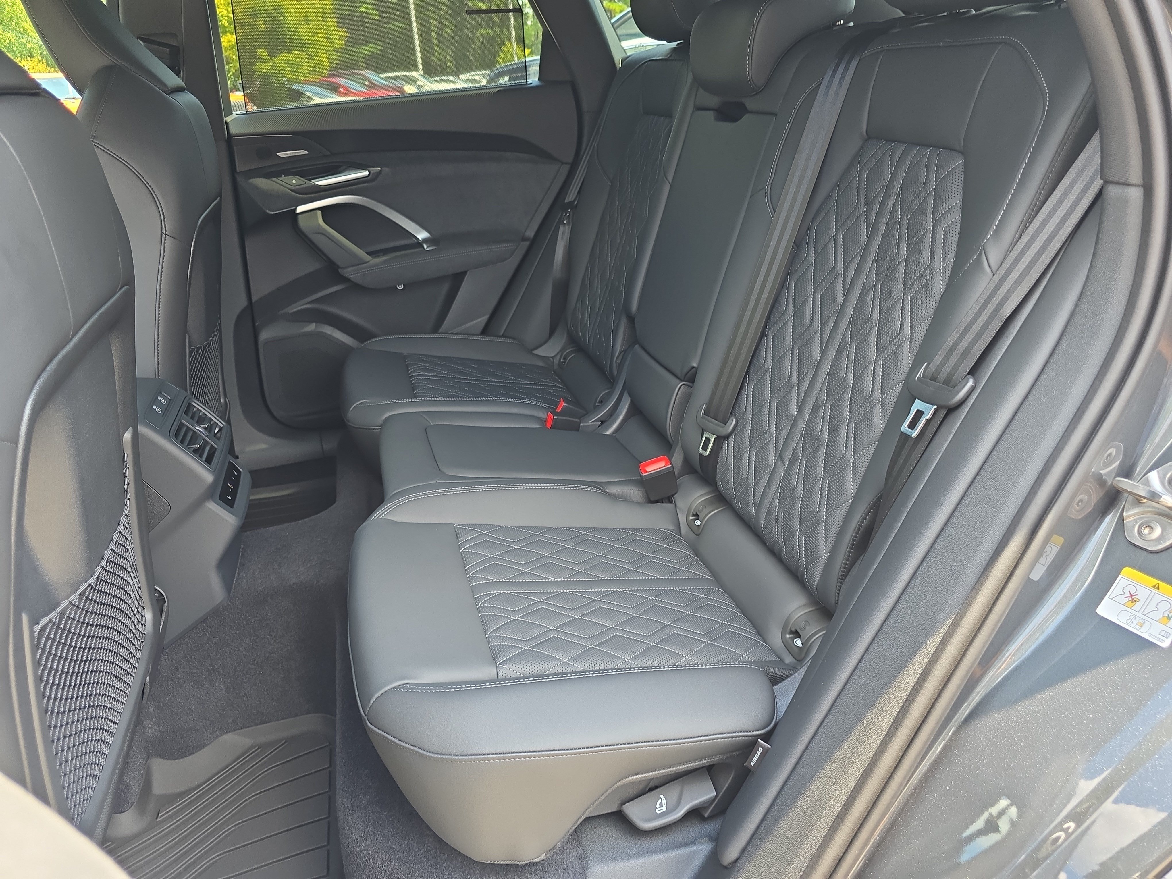 New 2026 Audi SQ5 Prestige AWD/4WD image 14