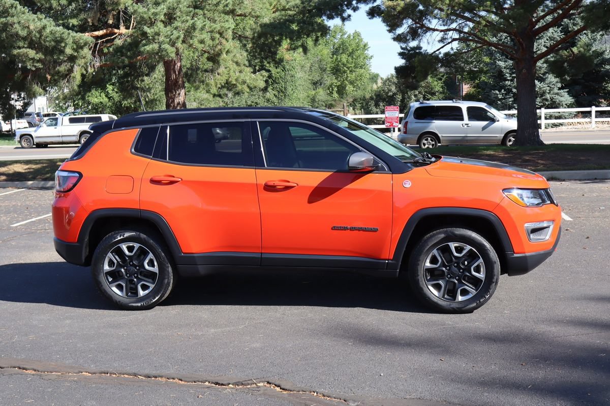 Used 2017 Jeep Compass Trailhawk w/ Popular Equipment Group AWD/4WD image 3