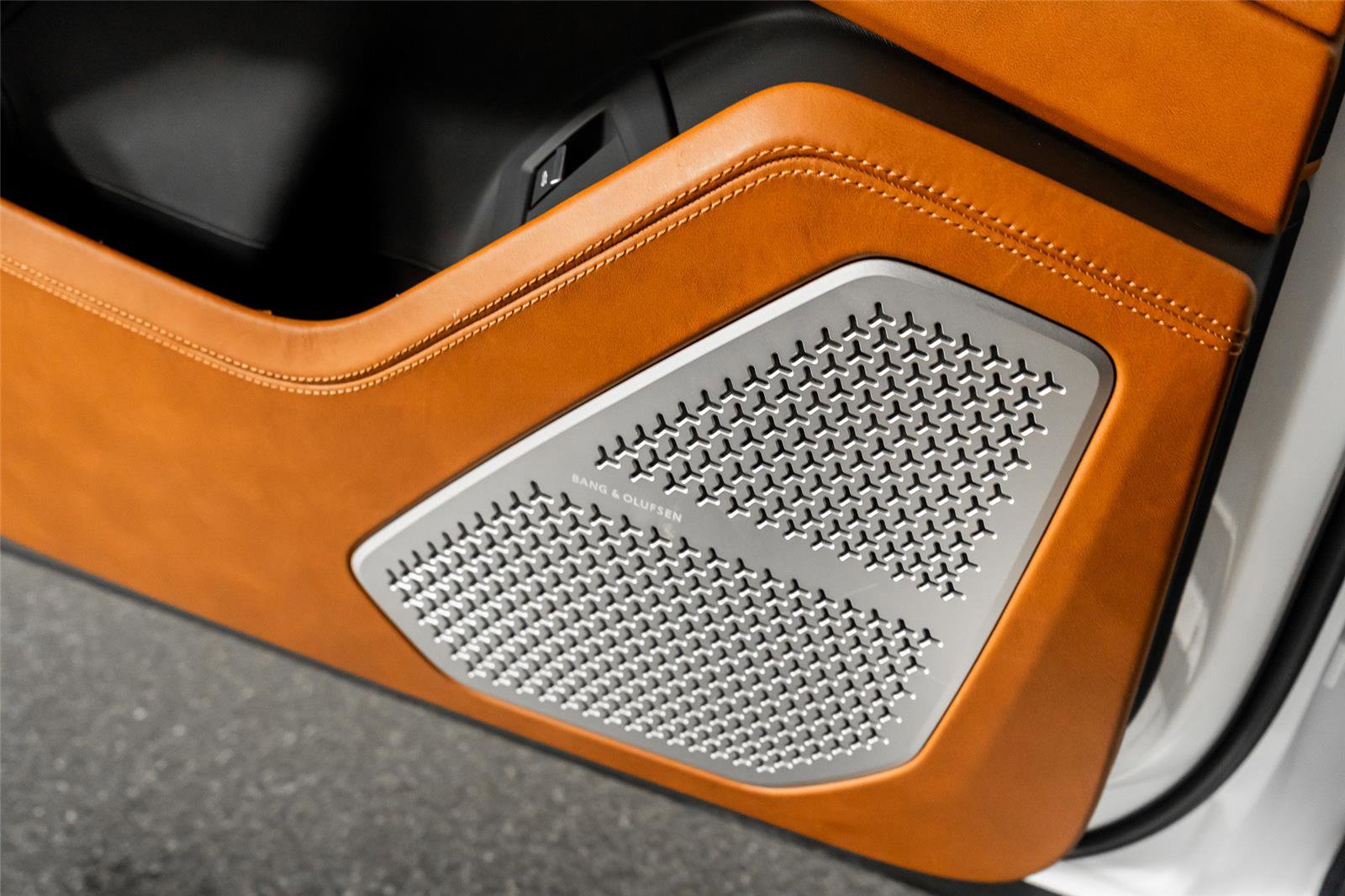 Used 2023 Lamborghini Urus S image 47