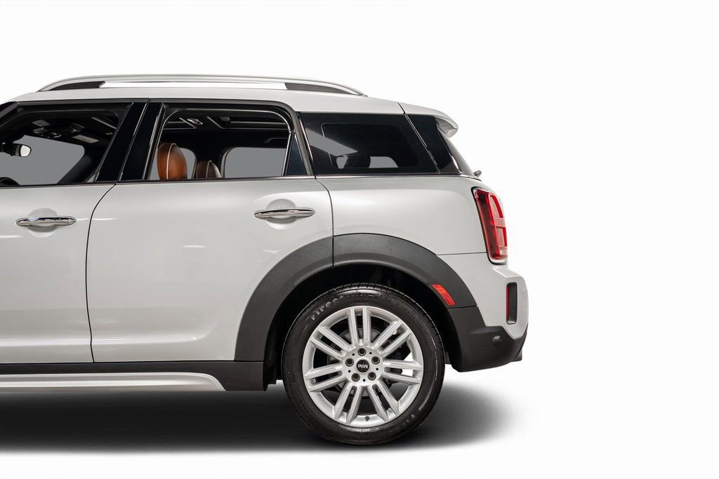 Used 2023 MINI Cooper Countryman S w/ Signature Upholstery Package image 19