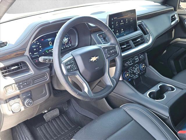 Used 2023 Chevrolet Tahoe Premier AWD/4WD image 13