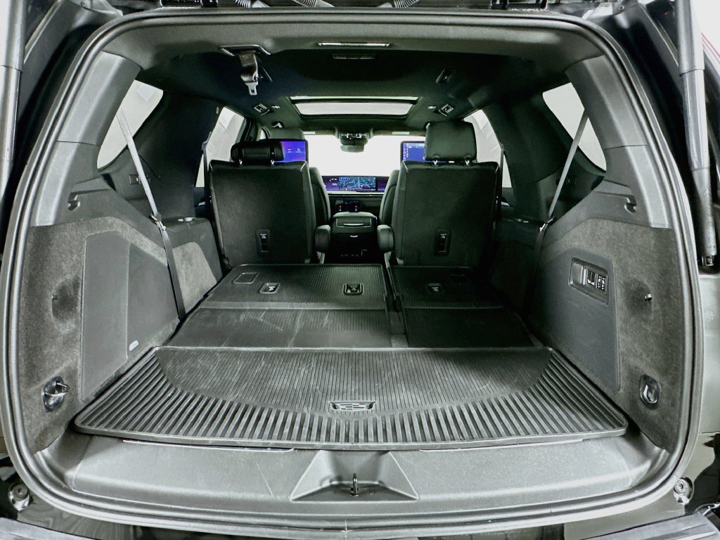 New 2026 Cadillac Escalade Sport w/ Touring Package AWD/4WD image 34
