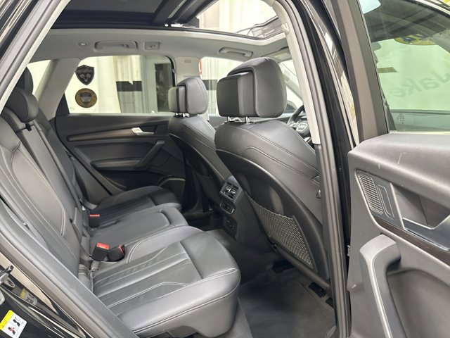 Used 2024 Audi Q5 2.0T Premium Plus image 31