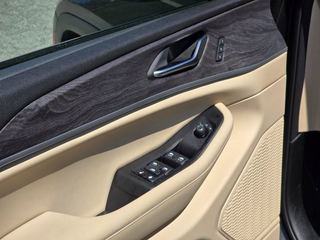 Used 2023 Jeep Grand Cherokee L Limited AWD/4WD image 41