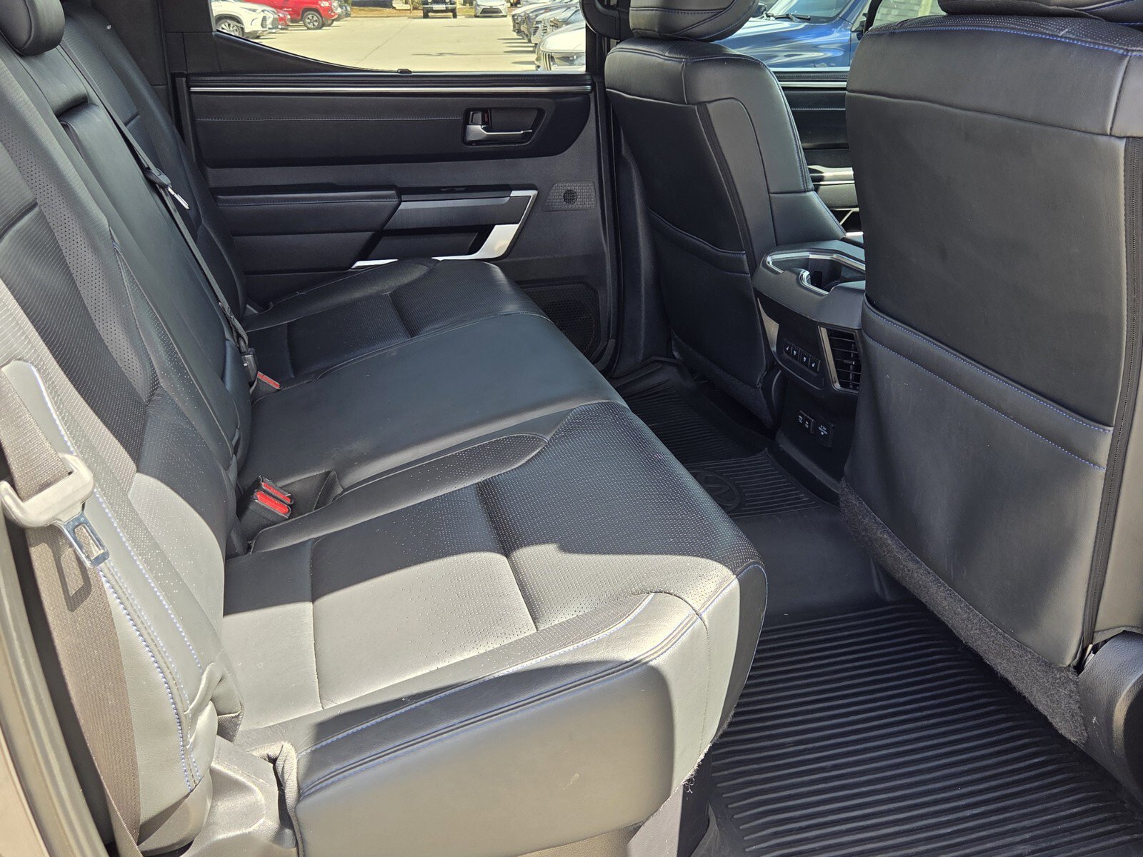 Used 2022 Toyota Tundra Platinum image 10