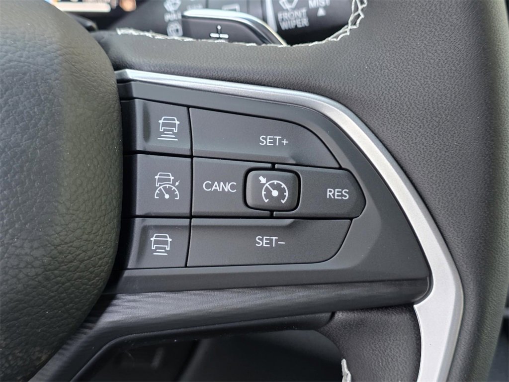 New 2025 Jeep Grand Cherokee L Altitude image 27