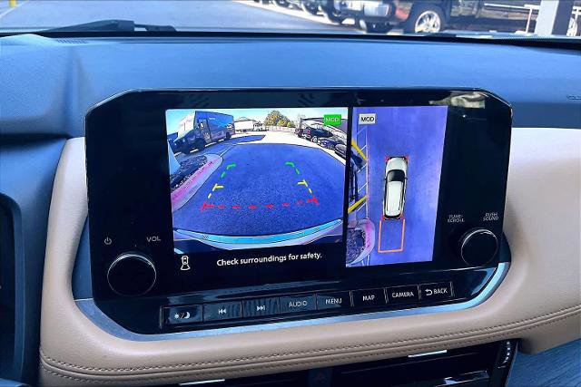 Certified 2022 Nissan Rogue Platinum w/ Head-Up Display Package FWD image 27