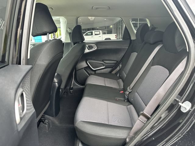 Used 2024 Kia Soul LX w/ Option Group 015 FWD image 27
