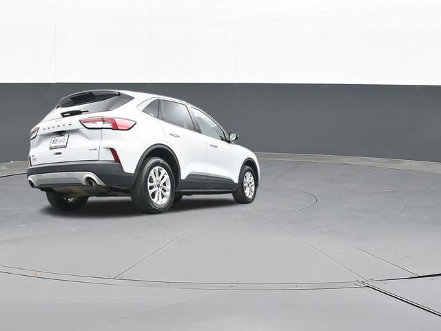 Used 2020 Ford Escape SE image 45