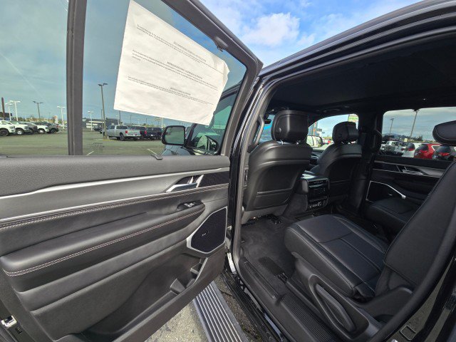 New 2026 Jeep Grand Wagoneer Limited AWD/4WD image 21