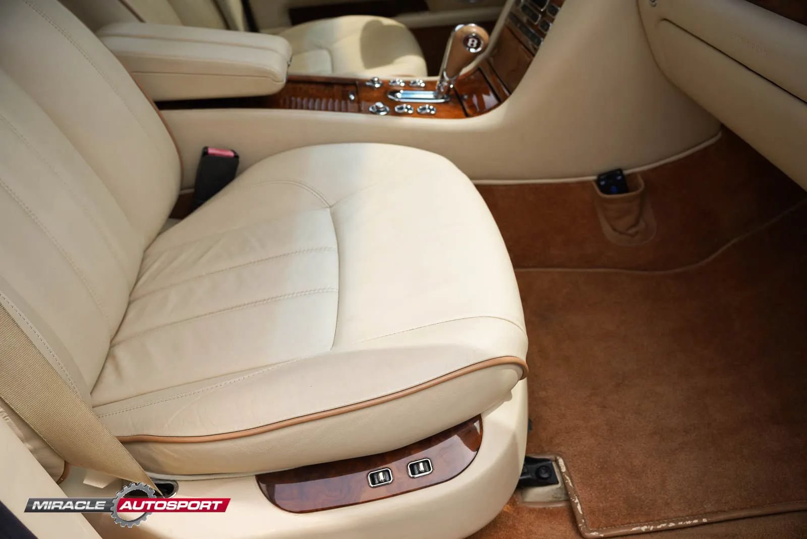 Used 2005 Bentley Arnage RL RWD image 31