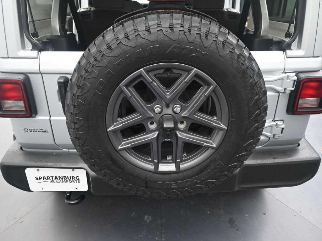 Used 2024 Jeep Wrangler Sport S image 22