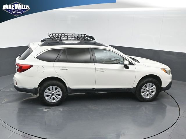 Used 2016 Subaru Outback 2.5i Premium image 16