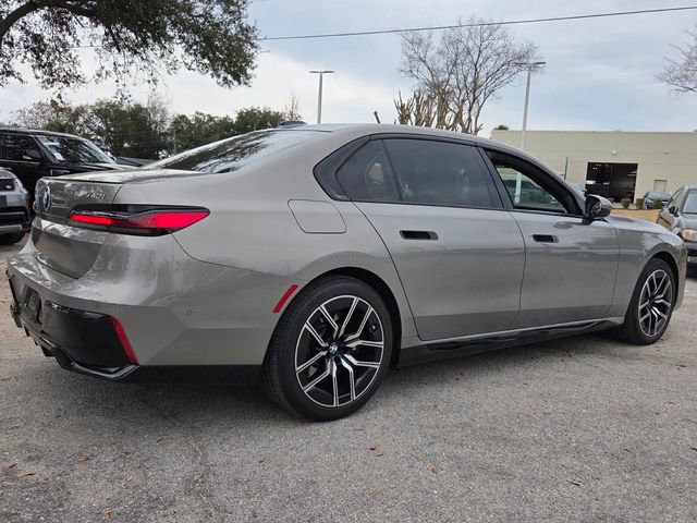 Used 2024 BMW 740i xDrive w/ Premium Package AWD/4WD image 7